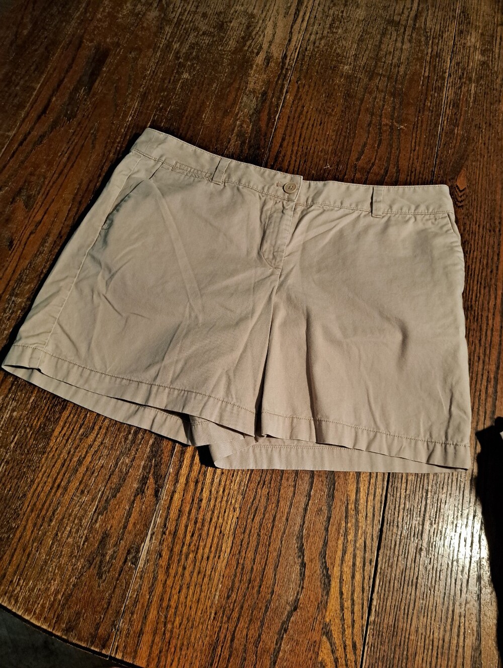 Size 12 Ann Taylor Loft 6" Shorts Tan Khaki Cotton Pockets And Belt Loops